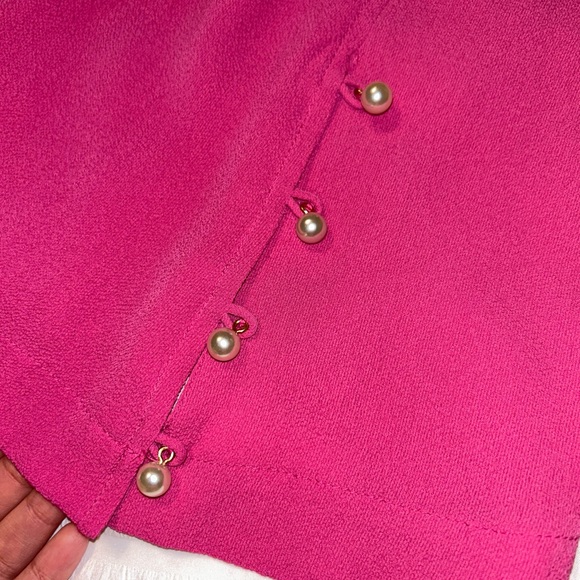 Pretty pink pearl sleeves. - Picture 2 of 4
